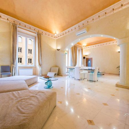Tilo Hotel Genoa Luaran gambar